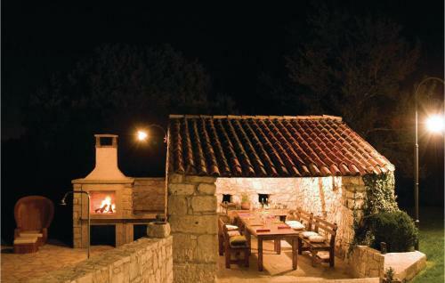 Holiday Home Gondolici Cr