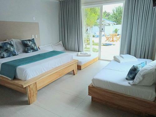 Oasis Tol� Hotel Boutique