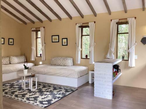Villa Caba�a ?jard�n de Los �ngeles?
