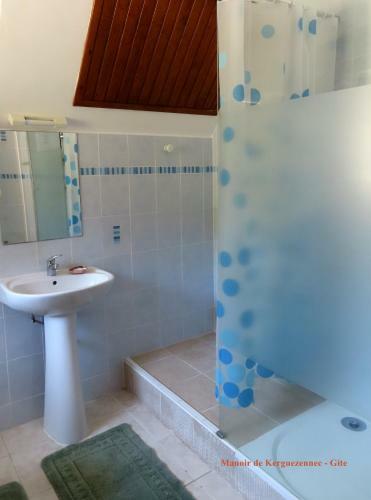 Manoir De Kerguezennec Holiday Home