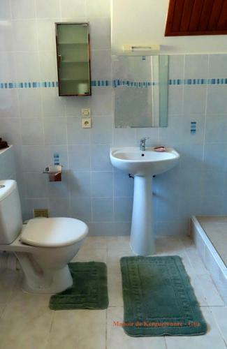 Manoir De Kerguezennec Holiday Home