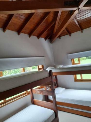 Villa de Lujo Con Piscina Y Tobog�n