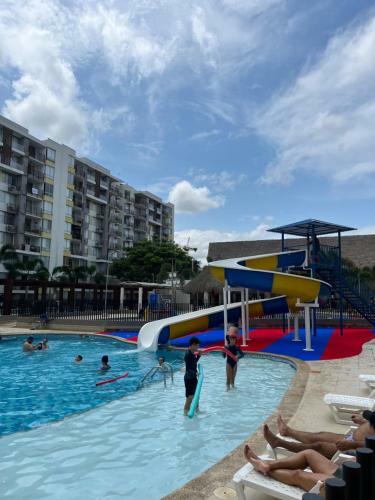 Apartamento Apto de Lujo. Ricaurte-girardot