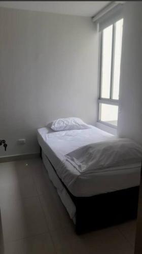 Apartamento En Ricaurte (Pe�a Azul La Morada)