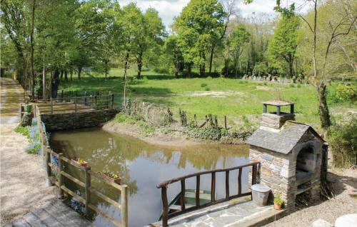 Holiday Home La Gacilly J-722