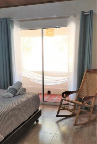 Apartamento C�ntrico-a Pie Del Mar Y Del Casco Hist�rico+a/c