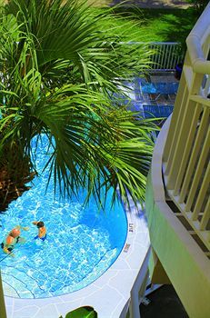 Motel Chart House Suites And Marina