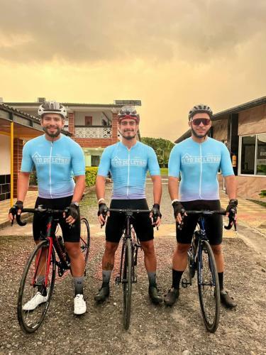 El Hotel De Los Ciclistas
