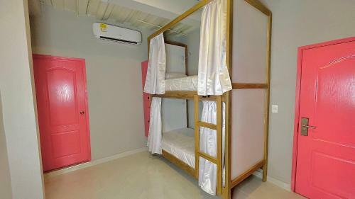 Hotel Tropical Hostel Santa Marta