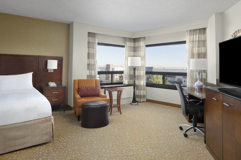 Hotel Fort Collins Marriott