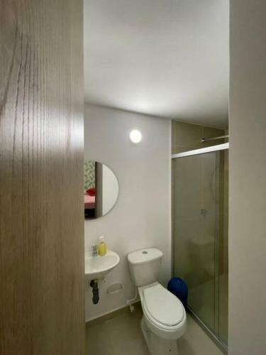 Apartamento Cerca Al Parque de Guatap� Y Malec�n