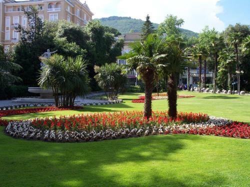Apartments Green Garden