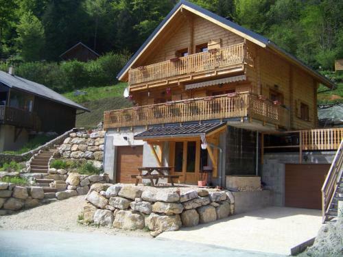 Apartamento Appartement Dans Chalet de Montagne