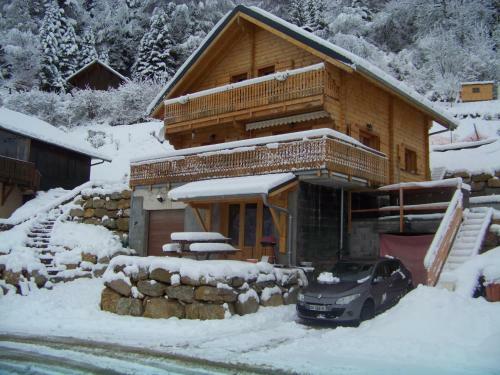 Apartamento Appartement Dans Chalet de Montagne