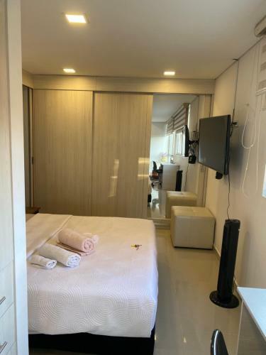 Apartasuite Moderna - En El Coraz�n Del Poblado Medell�n