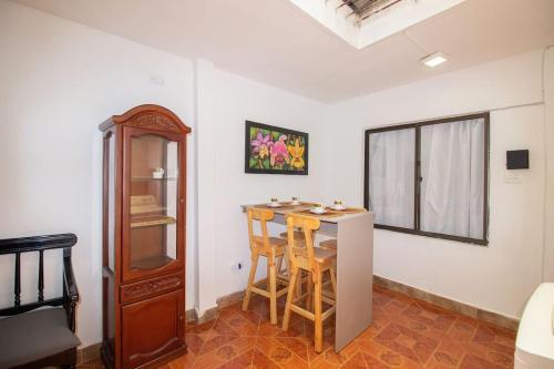 �casa Con Parqueadero! Hogare�a Y Vacacional
