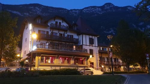 Hotel H�tel Restaurant La Villa Du Lac