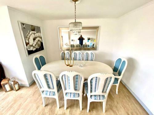 Agradable Apartamento En Milla De Oro