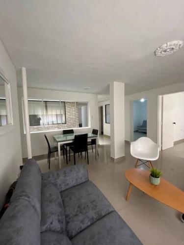 Apartamento Traditional Roomy House