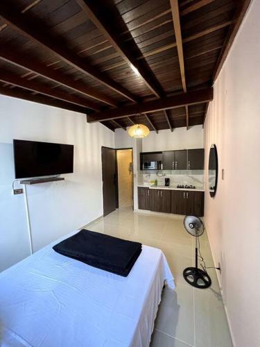 Theluxe Apartaestudio Laureles 8