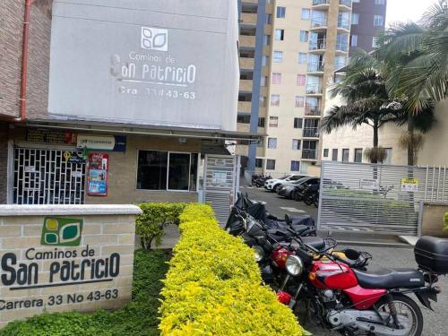 Hermoso Apartamento Con Piscina , Central A Todo .