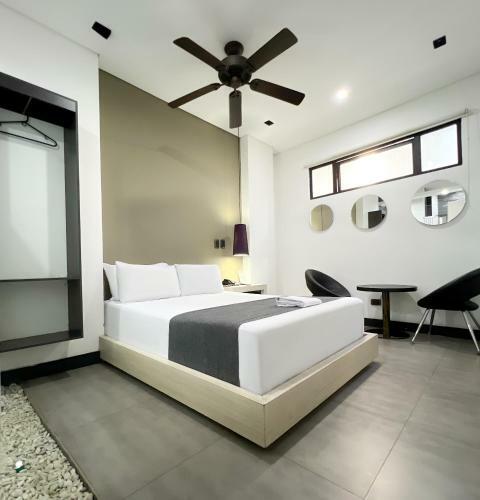 Hotel Medellin Center