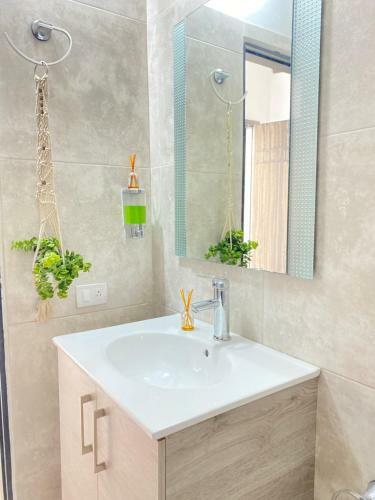 Amplio Apartamento Para 4 En Laureles
