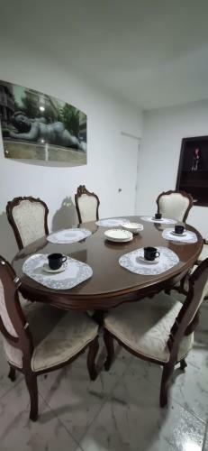Apartamento Casa Grande En El Centro de La Cuidad