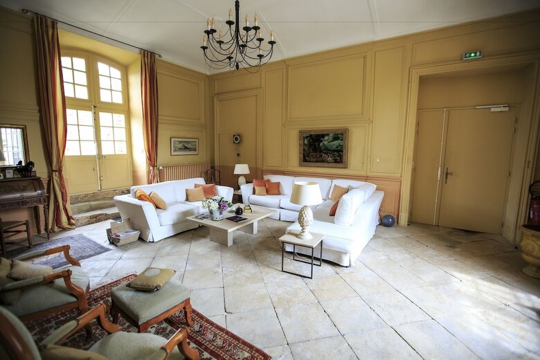 Hotel Domaine Des Escaunes