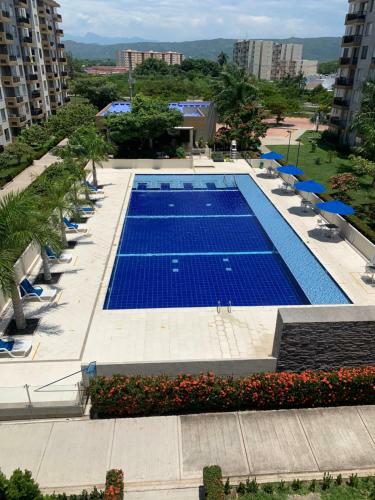 Lujoso Apartamento Hacienda Pe�alisa