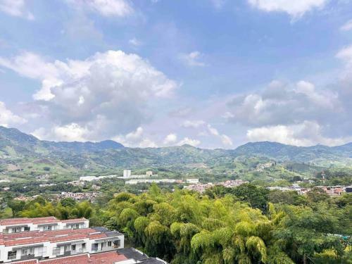 Apartamento Nuevo, Central, Hermosa Vista.