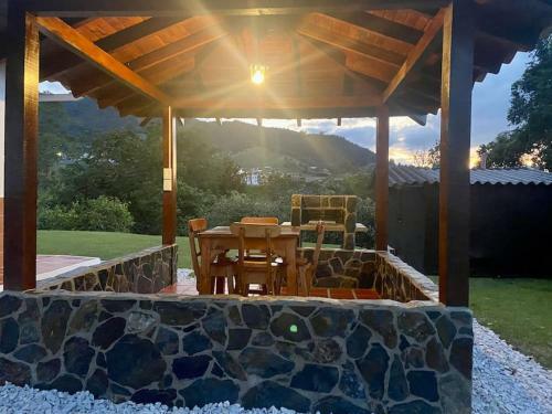 Acogedora Casa de Campo Con Excelente Ubicaci�n