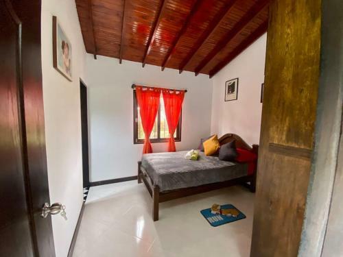Acogedora Casa de Campo Con Excelente Ubicaci�n