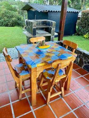 Acogedora Casa de Campo Con Excelente Ubicaci�n