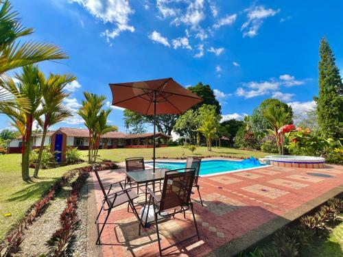 Agroturismo Chalet La Puerta Del Sol
