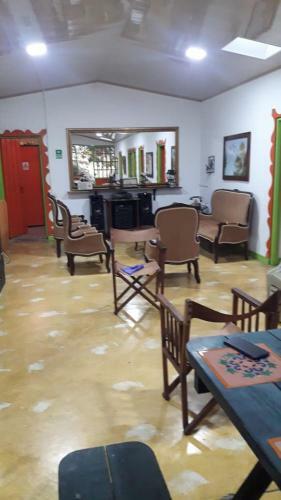 Villa Finca Jard�n La Astromelia