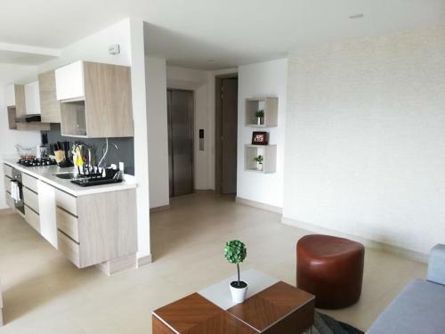 Amplio Apartamento Con Terrazas Y Vista �nica Cafetera