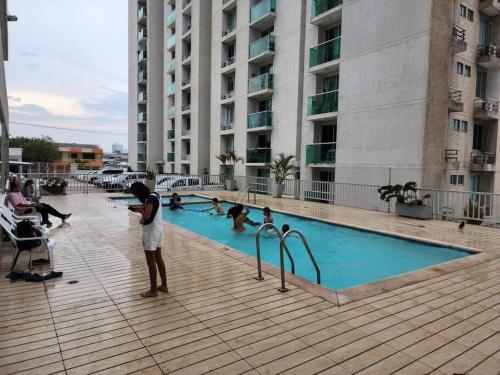 Apartamento Apto C�modo, Exc. Ubicaci�n. 74