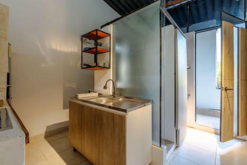 Apartamento R�stico Industrial , Enfrente de Hotel Prado