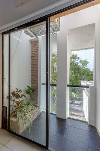 Apartamento R�stico Industrial , Enfrente de Hotel Prado