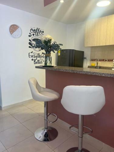 Apartamento En El Sur de Cali, Barrio Tequendama