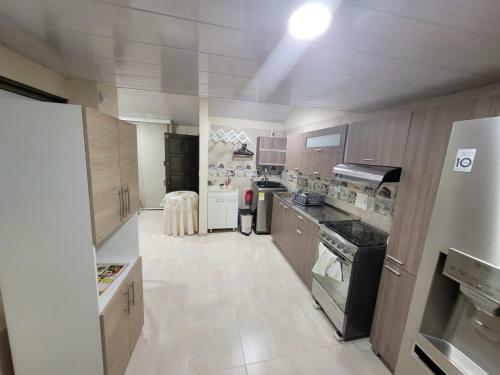 Apartamento Sur de Cali- Sobre Avenida Principal