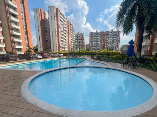 Apartamento Secure 3-br In South Cali Pool & Pet-friendly