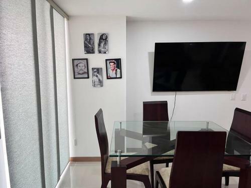 Apartamento Apto Comodo En UNA Excelente Ubicaci�n
