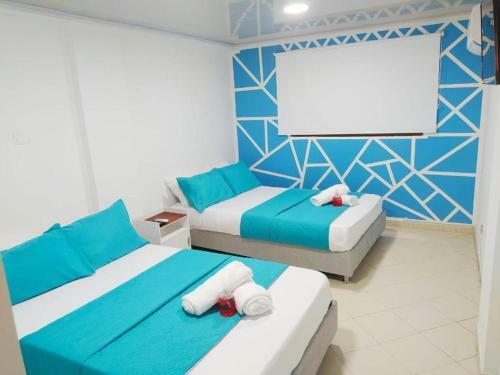 Apartamento Cerca Al Centro Hist�rico En Edificio Frente A La Playa A-3-5