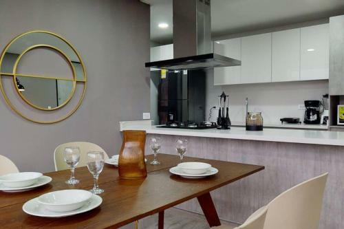 Amplio Apartamento de 2 Hab Con Excelente Vista