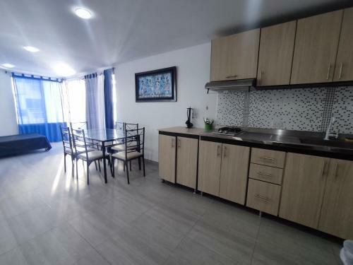 Apartamento Con Balc�n Y Vista Al Mar