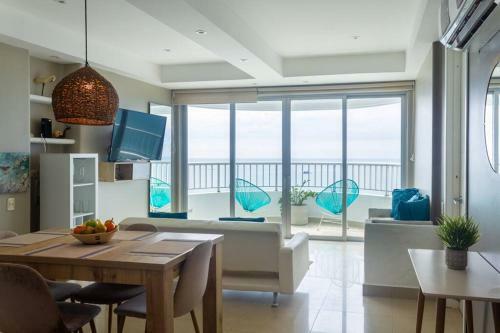 Apartamento 2 Dormitorios Bocagrande. Vista Mar