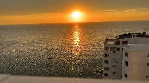 Apartamento El Laguito Beach Front