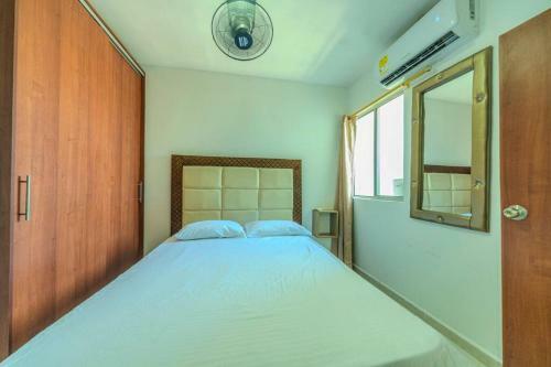 Cozy/exclusive 17th Floor Apartment With Sea View